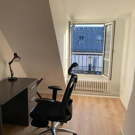 Upscale 80m2 2 Bedroom Near Champs Elysees Apartment Paris
