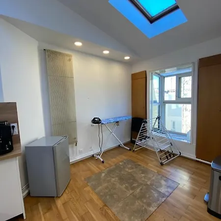 Apartment Upscale 80m2 2 Bedroom Near Champs Elysees *